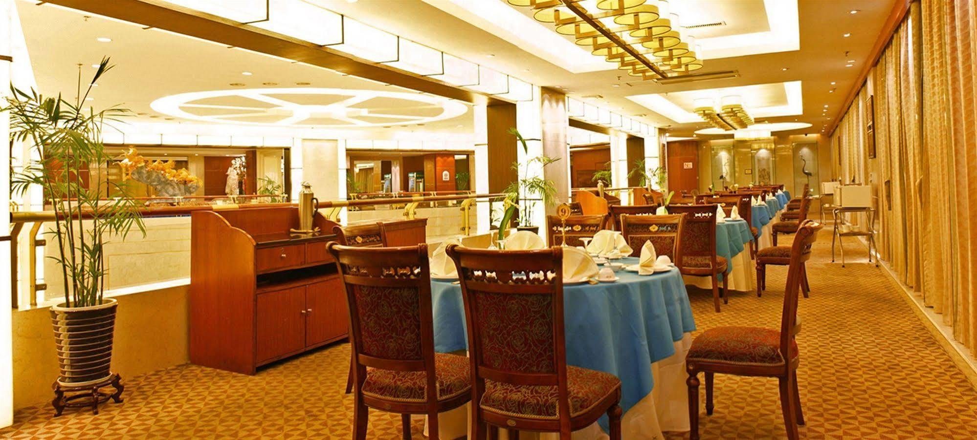 Yiwu Yi He Hotel Exterior photo